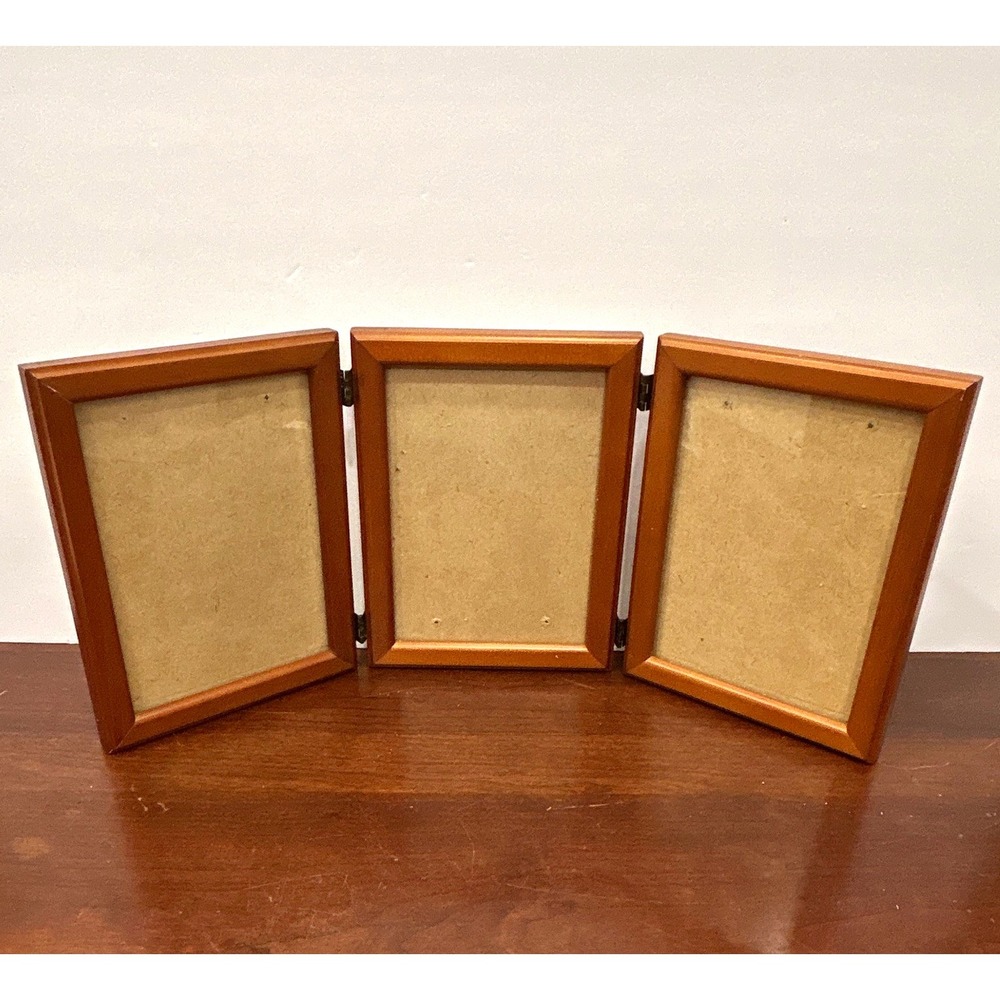 Weston Gallery Artistry Triple Walnut 5x7 Hinged Picture Frame